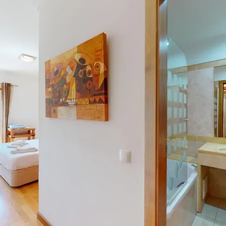 Apartamento T2 Encantador Daire Albufeira