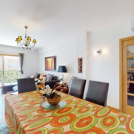 Apartamento T2 Encantador Daire *